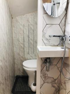 Large Group Friendly South Belgravia 4BR Apt - London - 7