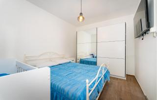 Lovely Apartment In Gornji Karin - Gornji Karin - 8