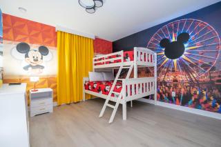 4812 BR - Enchanted Lakeside Escape Luxurious Family Retreat - 0