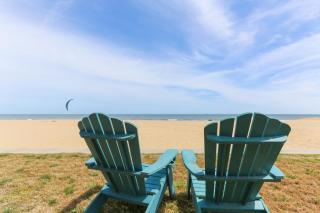 Oceanfront VA Beach Condo Enjoy Fall Festivities! - 9