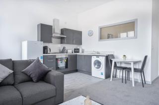 Cosy 1 Bed Budget Apartment in Dudley - Dudley - 4