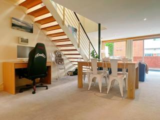 City Center Stay With Parking - Hobart - 7