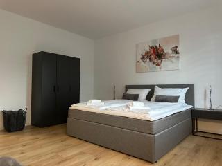 FeelGood Apartment 55, Elegantes Apartment in Magdeburg, nur 1,8 km von GETEC-Arena und Stadion entfernt, inklusive Parkplatz und Netflix, tierische Begleiter willkommen - Magdeburgo - 5