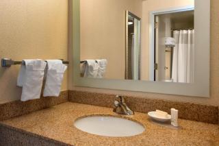 SpringHill Suites by Marriott Charlotte Airport - Charlotte - 1