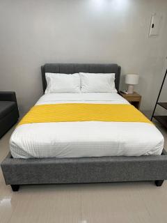 Guestroom 2 -3rd flr Barretto, Olongapo near beach - Olongapo - 1