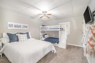 Lake Point Escape on Belews Lake - - 6
