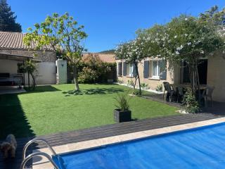 Villa 200m2, 3 suites, patio avec salle jeux, 1 piscine CHAUFFE DE DEBUT AVRIL A FIN OCTOBRE - Maruéjols - 1