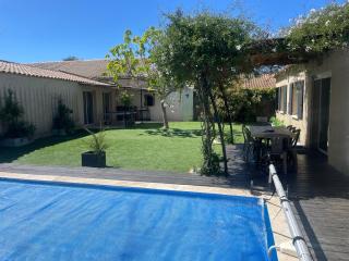 Villa 200m2, 3 suites, patio avec salle jeux, 1 piscine CHAUFFE DE DEBUT AVRIL A FIN OCTOBRE - Maruéjols - 2