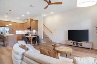3BR Family-Friendly Home Near Texas Medical Center - Houston - 0