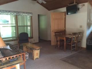 Blueberry Hill Motel - 3