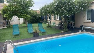 Villa 200m2, 3 suites, patio avec salle jeux, 1 piscine CHAUFFE DE DEBUT AVRIL A FIN OCTOBRE - Maruéjols - 4