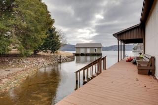 Lake Guntersville Getaway with Shared Boat Dock! - 9
