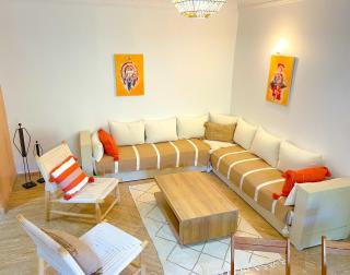 Stunning Patios & Gardens Apartment - 3