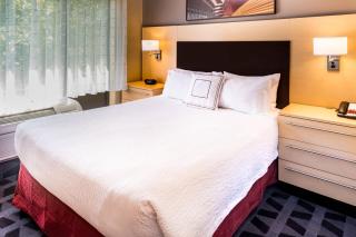 TownePlace Suites Huntington - Huntington - 1
