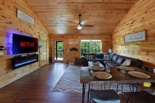 Enchanted Forest Cabin And Teepee! Lights & Laser Show! Private Hot Tub! Unique Stay! - 5