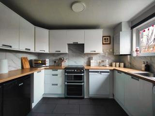 Haydon Hill House - 8