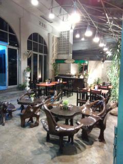 The Grand Palace Hotel - 0