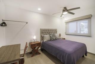 Modern Stadium Bungalow - 6