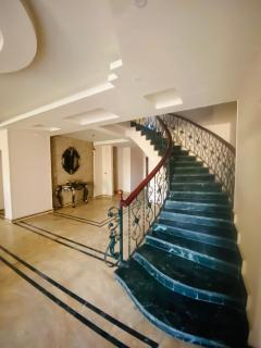 Luxurious Duplex, 5K Premium Housing! - 8