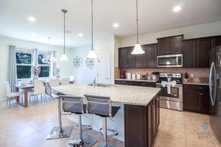 Private Pool Home Near Disney with In Home Game Room - Kissimmee - 5