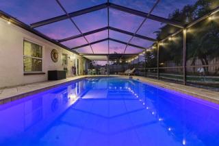 Poolside Fun Games Perfect Family Escape - 9