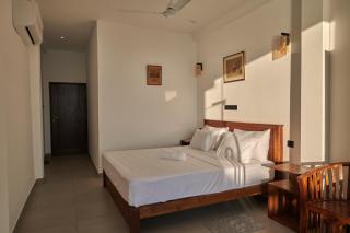 KINGS BAY Beach Resort - Galle - 3
