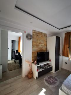 MILMARI STAR S71 LUX - 8