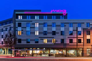 Moxy Duesseldorf South - Düsseldorf - 8
