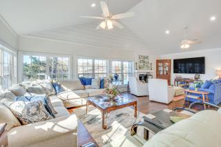 Lakefront Gem with Boat Dock and Patio in Fair Play - Fair Play - 9