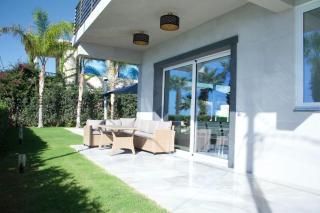 Luxury villa Lucy with pool on front of beach of Donnalucata - Donnalucata - 1