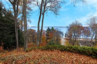 Luxury Estate Overlooking Water - Traverse City - 7