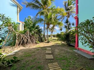 Palm Tree - Orient Bay - 3