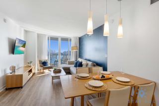 Stylish Apartment Pool & Balcony - Hallandale Beach - 8