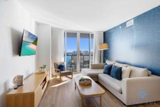 Stylish Apartment Pool & Balcony - Hallandale Beach - 5