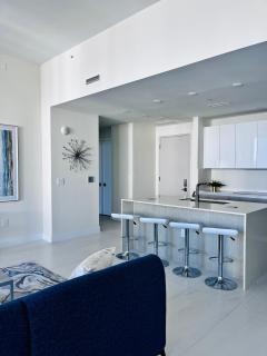 Ocean Views, Your Oasis Awaits - Riviera Beach - 2