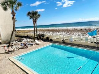 Aqua Villa Condo 204 Beachfront - Fort Walton Beach - 9
