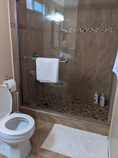 Narvaez Bright spacious - Private room, bathroom, entrance - Campbell - 3
