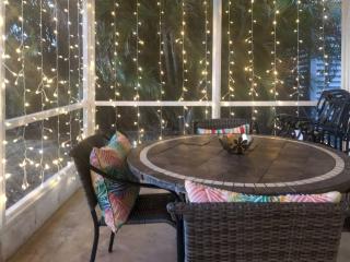 Stylish Retro Vibes Private Bbq & Beach Access - 5