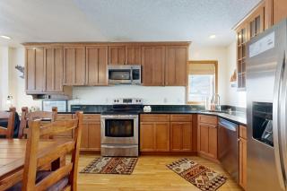 Mountainside 120 - 1