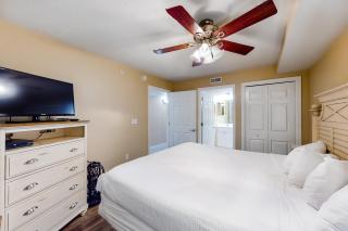Pelican Isle 409 - 2