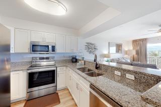 Pelican Isle 110 - 4