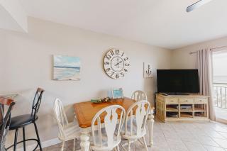Pelican Isle 204 Gulf Clap - 1