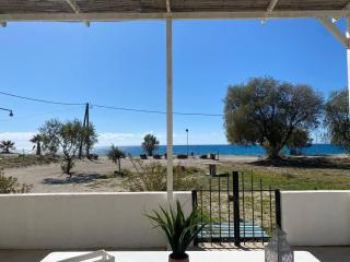 Zen Seaside Apartment - Kalamaki - 0