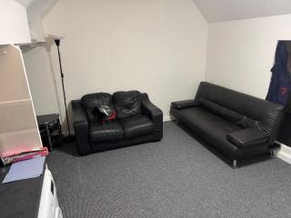 Cosy Apartment In Purley - Purley - 4
