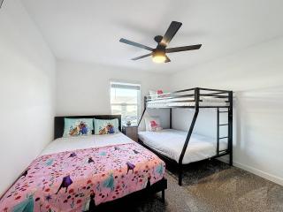 Impressive Hideaway with Private Pool and access to 2 Clubhouses - 2