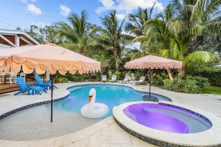 Trophy Fish at the Oasis - 8