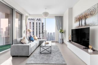 Luxury 4-Bed Escape in Downtown Dubai That Sleeps 9 - 7