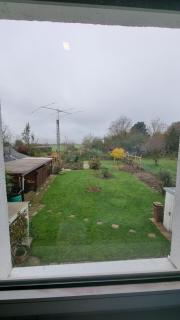 Schnuckeliges Zimmer mit Arbeitsplatz und Gartenblick - 1