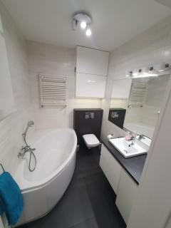 Apartament MONINI - przestronny, miejsce garażowe, podgrzewana podłoga, FV - Kielce - 1