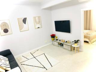 Céntrico estudio en Av Solidaridad - Logroño - 0